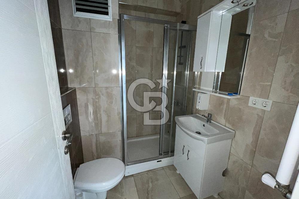 Ataşehir Esatpaşada Ulaşıma Yakın, 2+1 Açık Mutfak Kiralık Daire