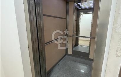 Ataşehir Esatpaşada Ulaşıma Yakın, 2+1 Açık Mutfak Kiralık Daire