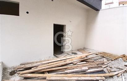 Yukarı Yahyalar Selçuklu Caddesi'nde Yeni Binada Satılık Dükkan