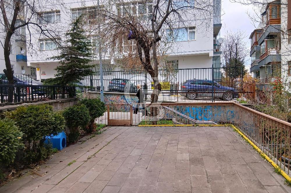 Kocatepe'de Göç İdaresi Çaprazı | Bağımsız Düz Giriş