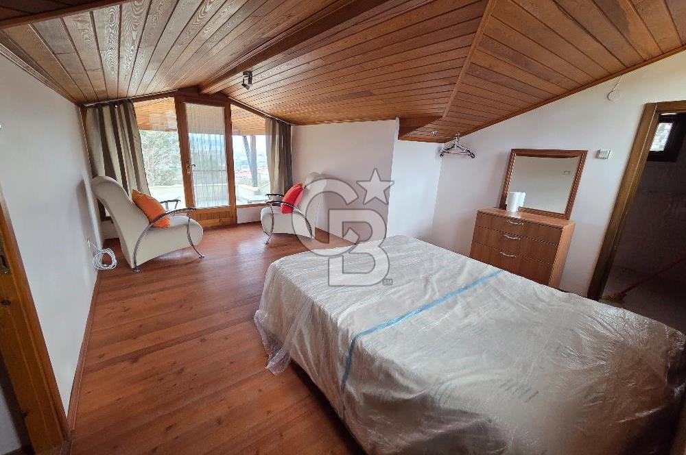 KARTEPE MAŞUKİYE SİTEİÇİ GÖL MANZARALI KİRALIK 5+1 BAHÇELİ VİLLA