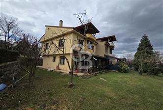 KARTEPE MAŞUKİYE SİTEİÇİ GÖL MANZARALI KİRALIK 5+1 BAHÇELİ VİLLA - 1 - 328153