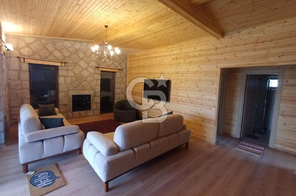 Sincan Temelli'de Site İçinde Satılık 2+1 Havuzlu Taş Villa