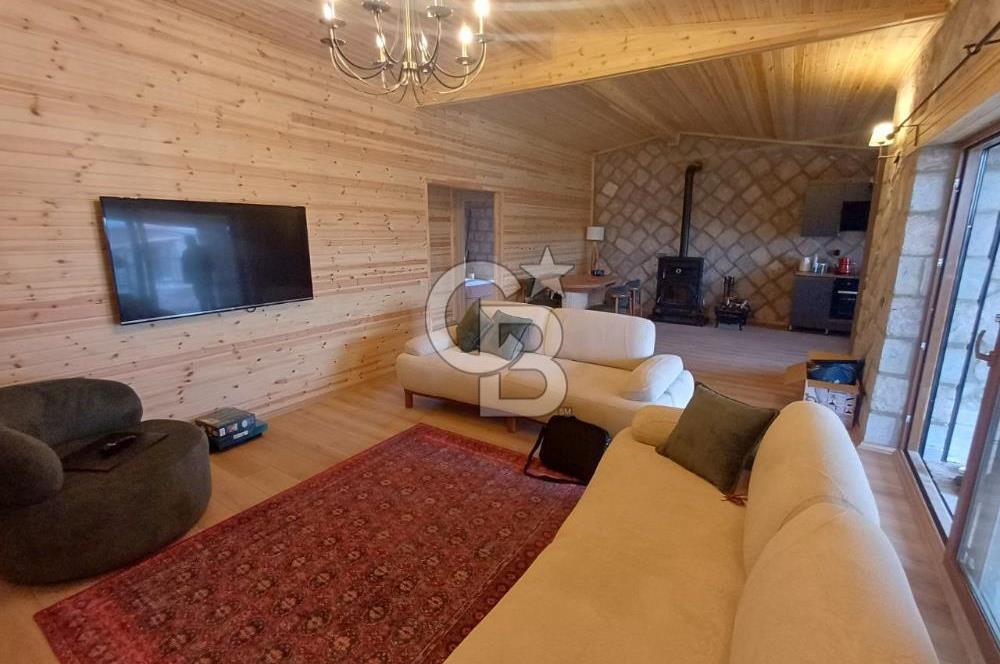 Sincan Temelli'de Site İçinde Satılık 2+1 Havuzlu Taş Villa