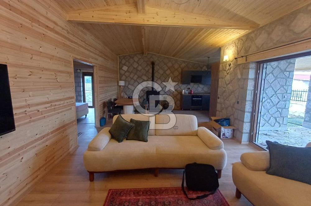 Sincan Temelli'de Site İçinde Satılık 2+1 Havuzlu Taş Villa