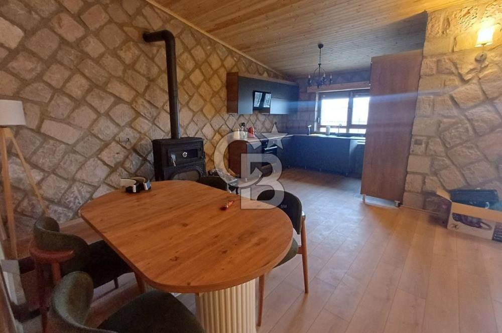 Sincan Temelli'de Site İçinde Satılık 2+1 Havuzlu Taş Villa