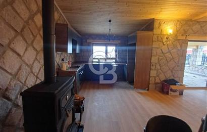 Sincan Temelli'de Site İçinde Satılık 2+1 Havuzlu Taş Villa