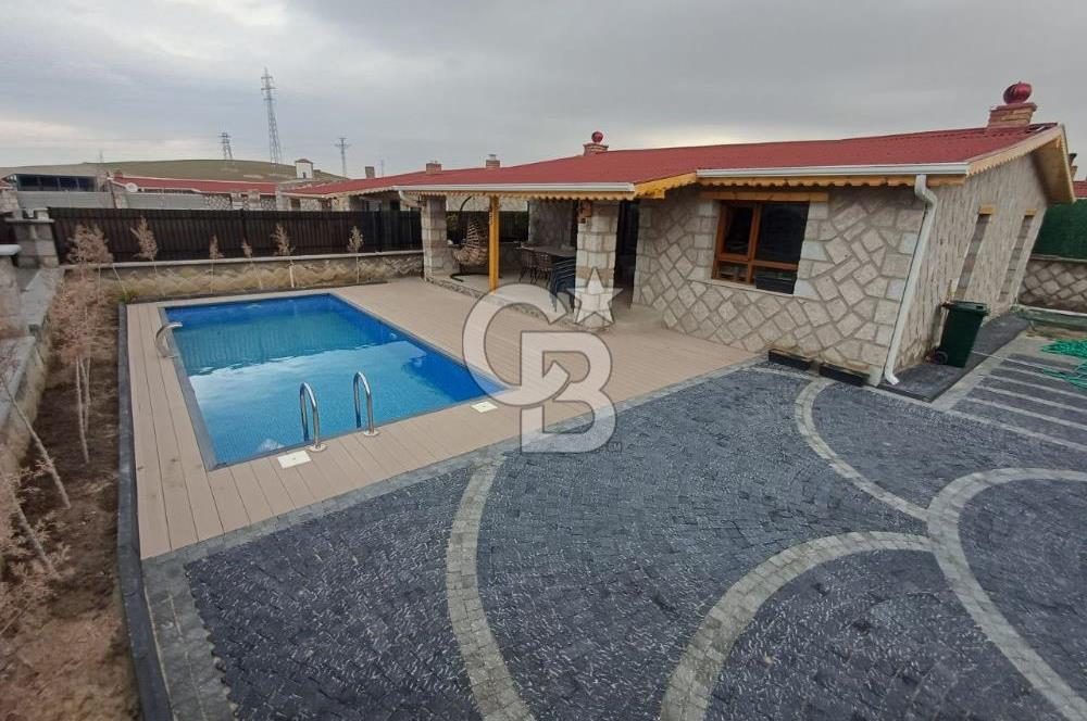Sincan Temelli'de Site İçinde Satılık 2+1 Havuzlu Taş Villa