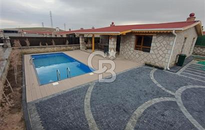 Sincan Temelli'de Site İçinde Satılık 2+1 Havuzlu Taş Villa