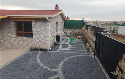 Sincan Temelli'de Site İçinde Satılık 2+1 Havuzlu Taş Villa