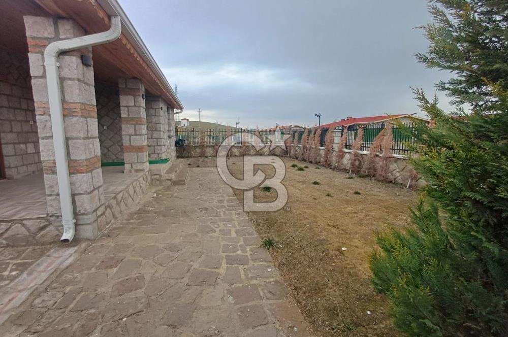 Sincan Temelli'de Site İçinde Satılık 2+1 Taş Villa