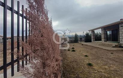 Sincan Temelli'de Site İçinde Satılık 2+1 Taş Villa