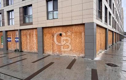 Suryapı Topkapı Evlerinde Girişe Yakın Butik Ticari Dükkan