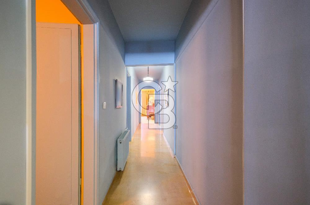 Nişantaşı Valikonağı Cad Üzerinde 275m2, 5+1 Konut / İşyerine Uygun Daire