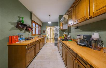 Nişantaşı Valikonağı Cad Üzerinde 275m2, 5+1 Konut / İşyerine Uygun Daire