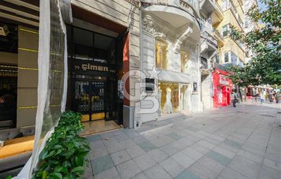 Nişantaşı Valikonağı Cad Üzerinde 275m2, 5+1 Konut / İşyerine Uygun Daire