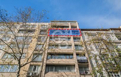 Nişantaşı Valikonağı Cad Üzerinde 275m2, 5+1 Konut / İşyerine Uygun Daire