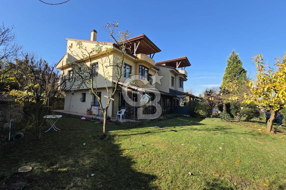 KARTEPE MAŞUKİYE SİTEİÇİ GÖL MANZARALI KİRALIK 5+1 BAHÇELİ VİLLA