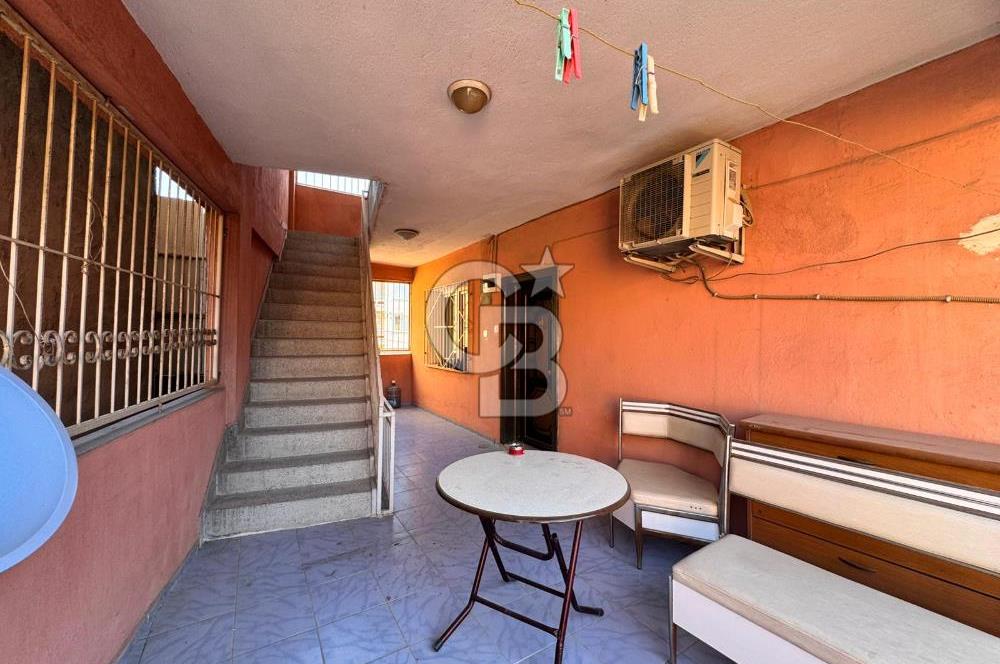 Bornova Stadyum Metro Yakını Komple Satılık Bina