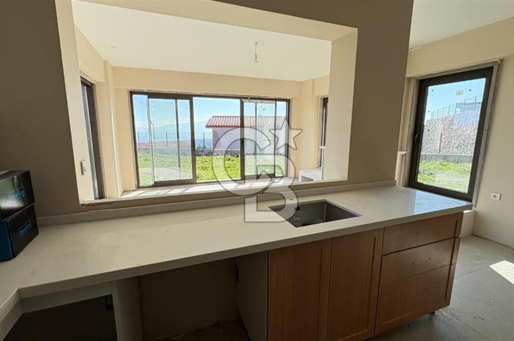 ÇANAKKALE AYVACIK BALABANLIDA MÜSTAKİL 3+1 VİLLA