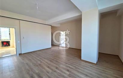 Sahrayıcedit E5'te Sıfır Binada Satılık Ofis Katları 475m2