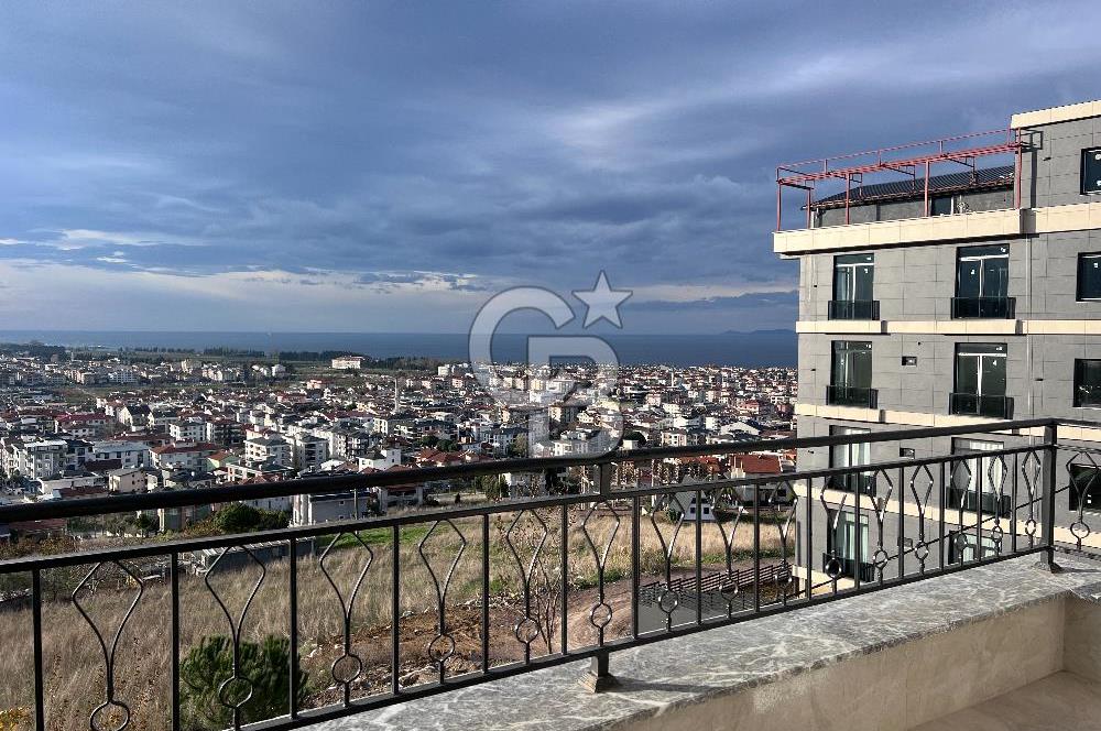 YALOVA ÇİFTLİKKÖY MUHTEŞEM DENİZ MANZARALI 142 M2 LÜKS DAİRE..