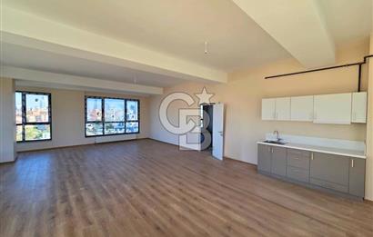 Sahrayıcedit E5'te Sıfır Binada Satılık Ofis Katları 475m2