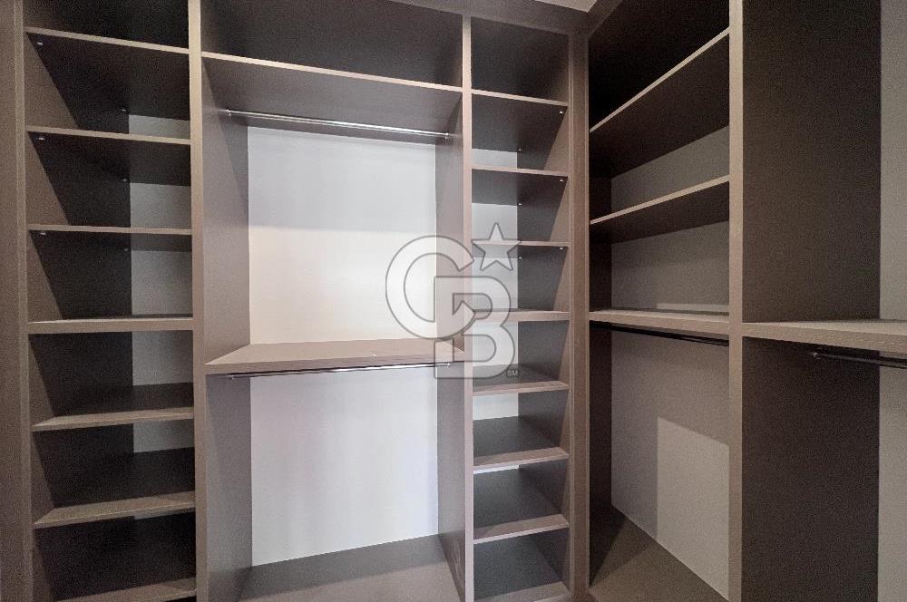 YALOVA ÇİFTLİKKÖY MUHTEŞEM DENİZ MANZARALI 142 M2 LÜKS DAİRE..