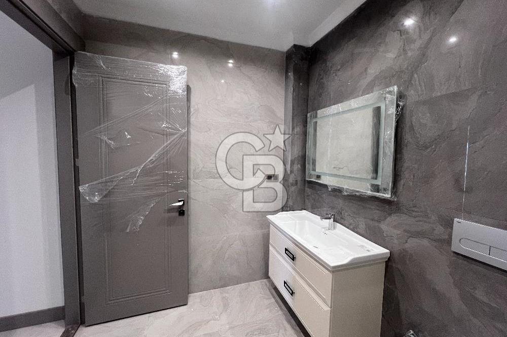 YALOVA ÇİFTLİKKÖY MUHTEŞEM DENİZ MANZARALI 142 M2 LÜKS DAİRE..