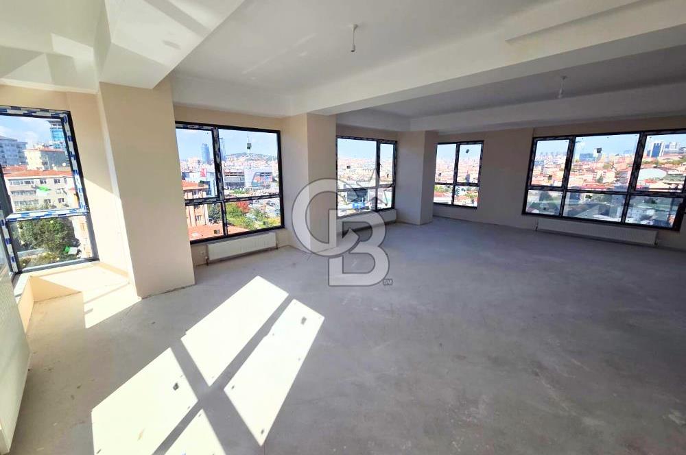 Sahrayıcedit E5'te Sıfır Binada Satılık Ofis Katları 475m2