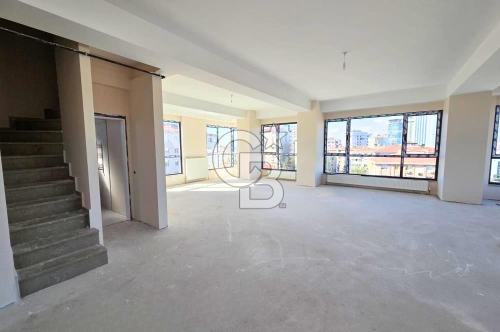 Sahrayıcedit E5'te Sıfır Binada Satılık Ofis Katları 475m2