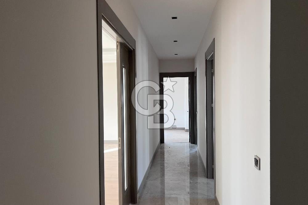 YALOVA ÇİFTLİKKÖY MUHTEŞEM DENİZ MANZARALI 142 M2 LÜKS DAİRE..