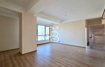 Sahrayıcedit E5'te Sıfır Binada Satılık Ofis Katları 475m2