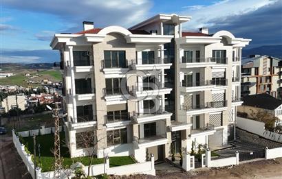 YALOVA ÇİFTLİKKÖY MUHTEŞEM DENİZ MANZARALI 142 M2 LÜKS DAİRE..