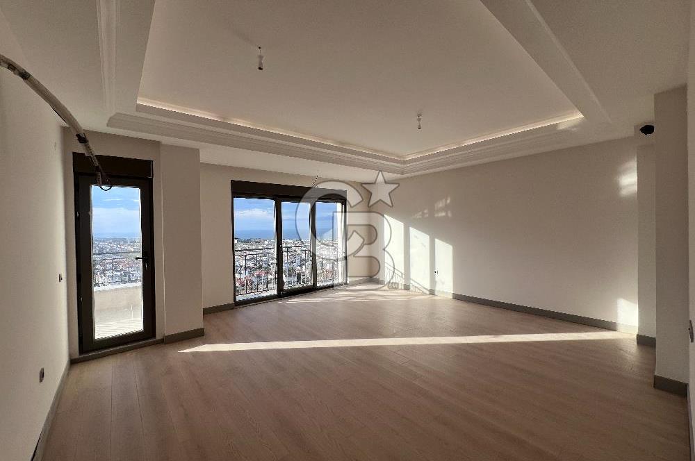 YALOVA ÇİFTLİKKÖY MUHTEŞEM DENİZ MANZARALI 142 M2 LÜKS DAİRE..