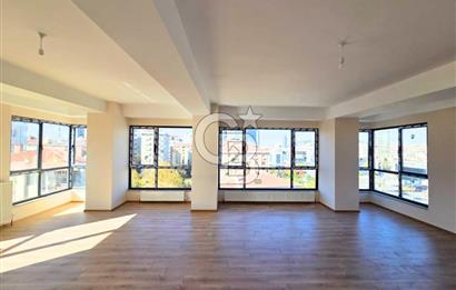 Sahrayıcedit E5'te Sıfır Binada Satılık Ofis Katları 475m2