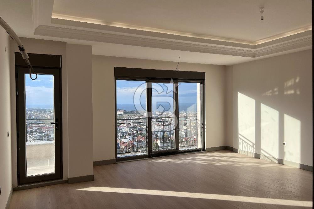 YALOVA ÇİFTLİKKÖY MUHTEŞEM DENİZ MANZARALI 142 M2 LÜKS DAİRE..