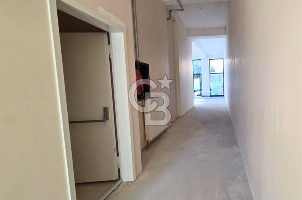 Sahrayıcedit E5te Sıfır Binada Kiralık İşyeri ve Deposu Net340m2