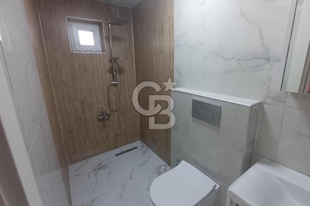 Ihlamurkent'te Site İçinde Lüks Yapılı Satılık 5+1 Villa