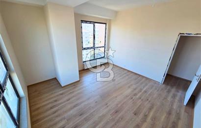 Sahrayıcedit E5'te Sıfır Binada Satılık Ofis Katları 475m2