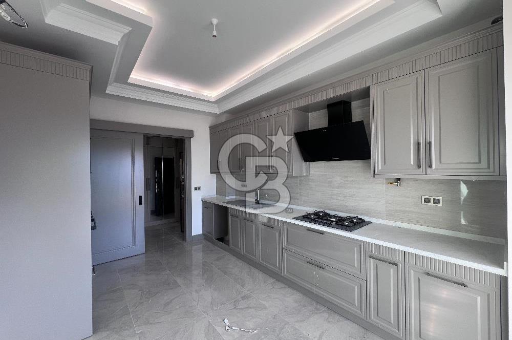 YALOVA ÇİFTLİKKÖY MUHTEŞEM DENİZ MANZARALI 142 M2 LÜKS DAİRE..