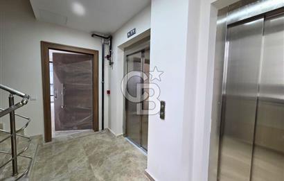 Sahrayıcedit E5 Lokasyonunda Yeni Yapı Kiralık Ofis Katı 185m2