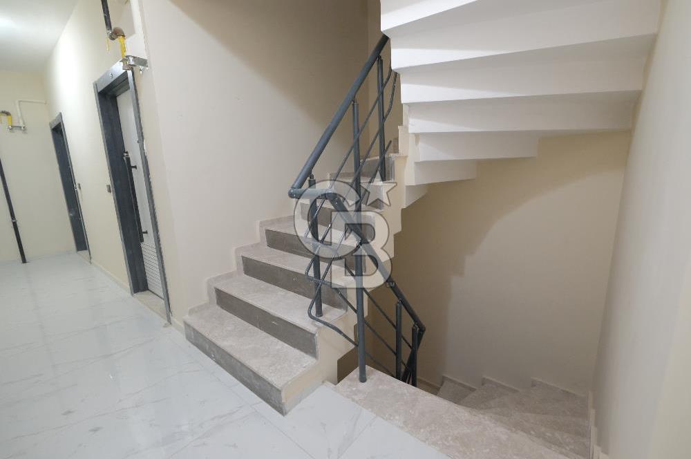 MENEMEN SEYREK İNÖNÜ MAHALLESİ'NDE SATILIK 2+1 BAHÇE DUBLEKS