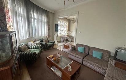 Sultanahmet Küçük Ayasofya Caddesinde 1+1 Satılık Köşe Daire 