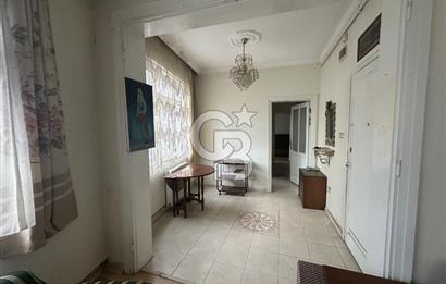 Sultanahmet Küçük Ayasofya Caddesinde 1+1 Satılık Köşe Daire 