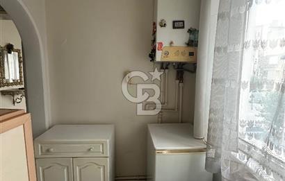 Sultanahmet Küçük Ayasofya Caddesinde 1+1 Satılık Köşe Daire 