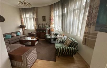 Sultanahmet Küçük Ayasofya Caddesinde 1+1 Satılık Köşe Daire 