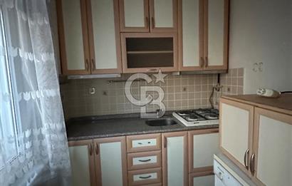 Sultanahmet Küçük Ayasofya Caddesinde 1+1 Satılık Köşe Daire 