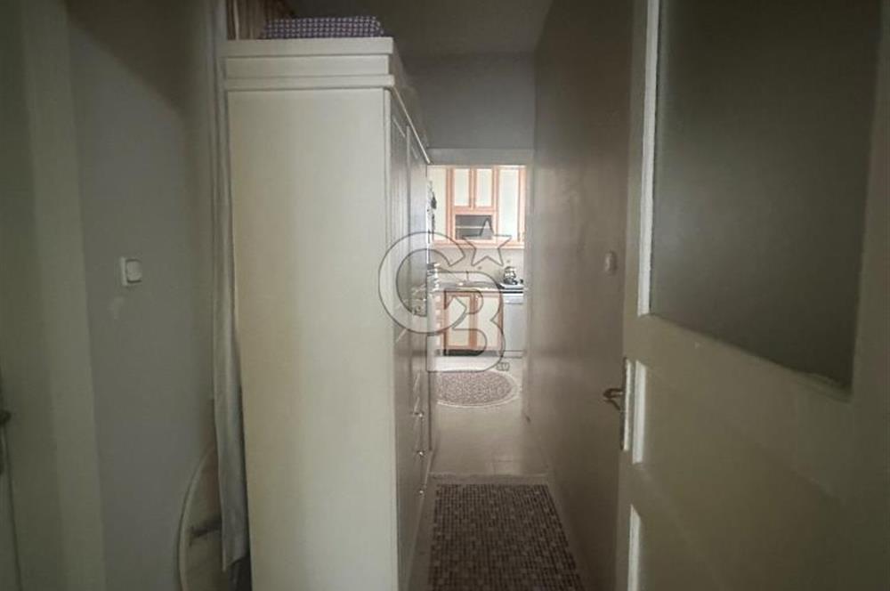 Sultanahmet Küçük Ayasofya Caddesinde 3+1 Satılık D