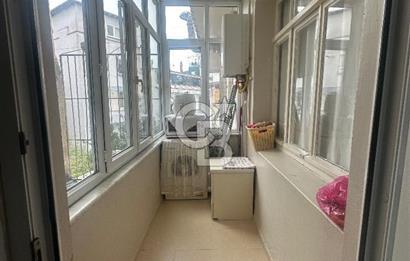 Sultanahmet Küçük Ayasofya Caddesinde 3+1 Satılık D